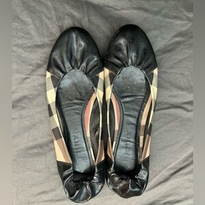 Burberry flats